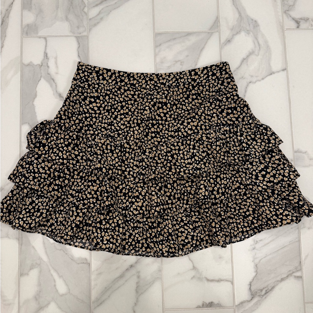 Black and tan leopard print skirt
